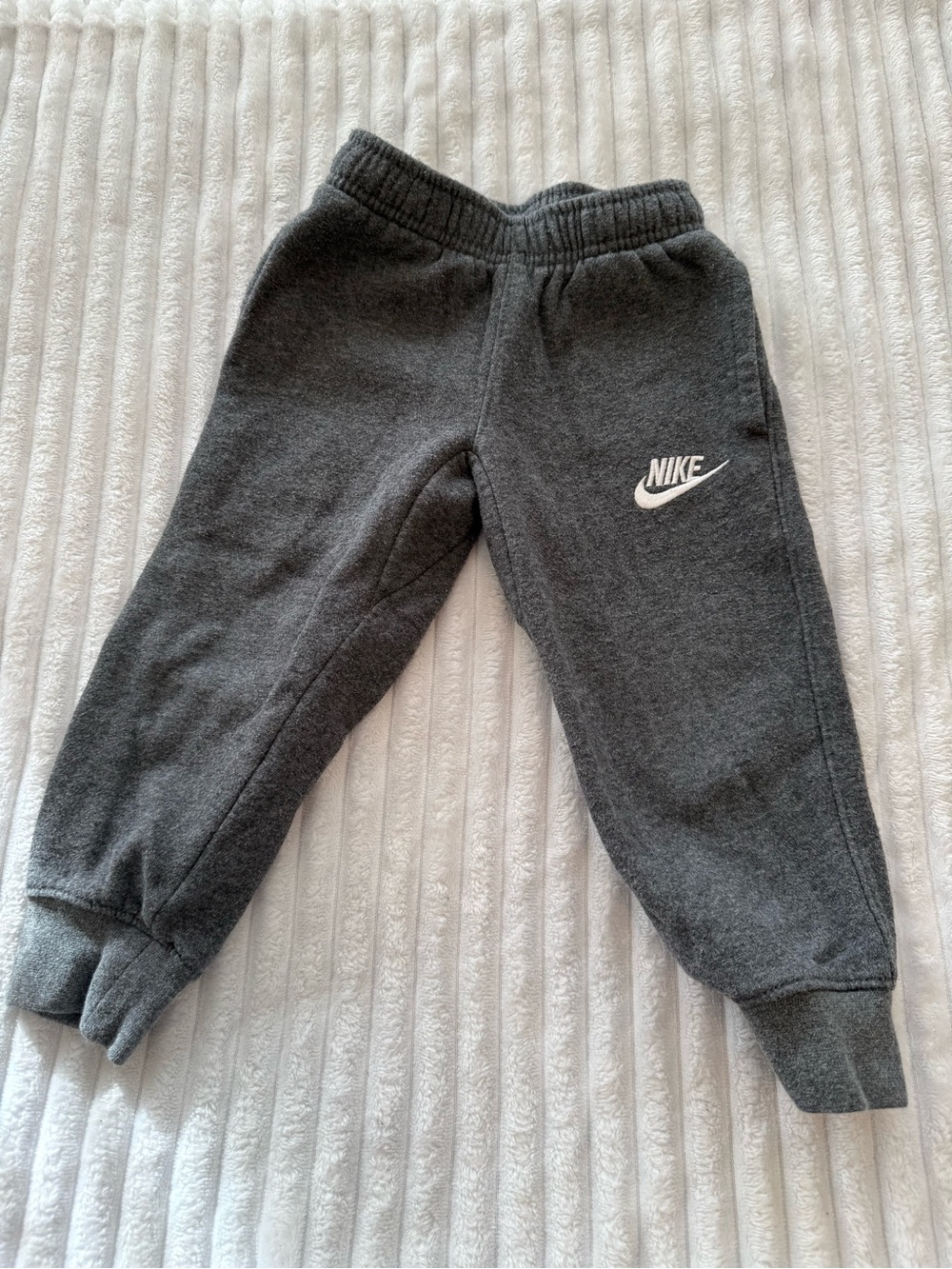 Nike Dark Gray Kids Fleece Joggers with White Logo